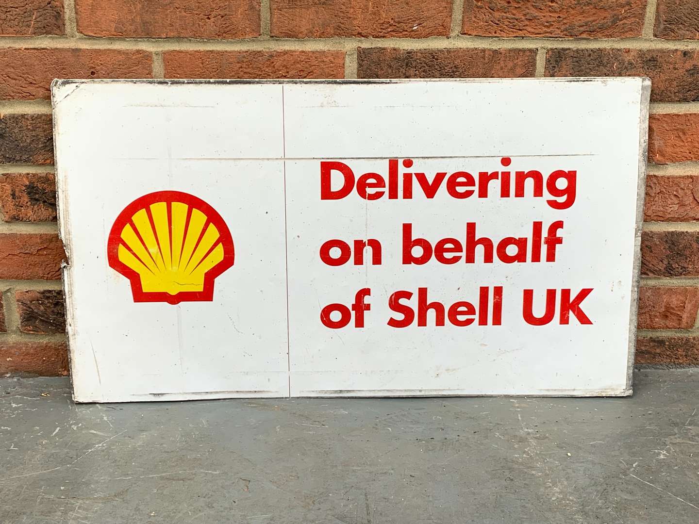 <p>Aluminium “Delivering on Behalf of Shell UK” Sign</p>