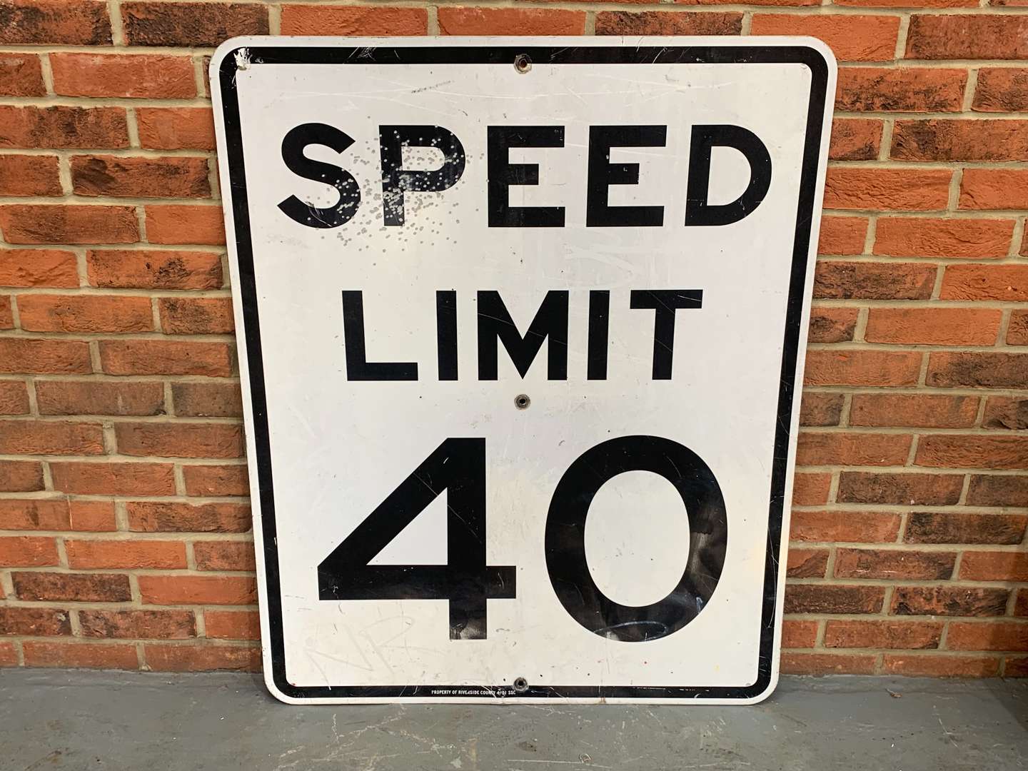 <p>American Speed Limit 40 Sign</p>