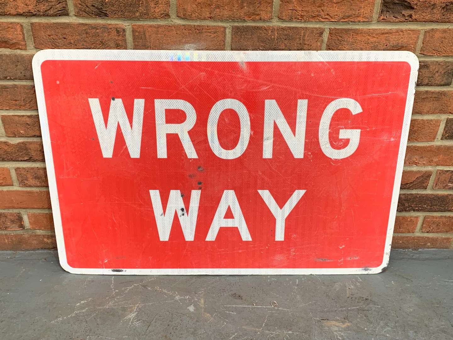 <p>Metal Wrong Way Sign</p>