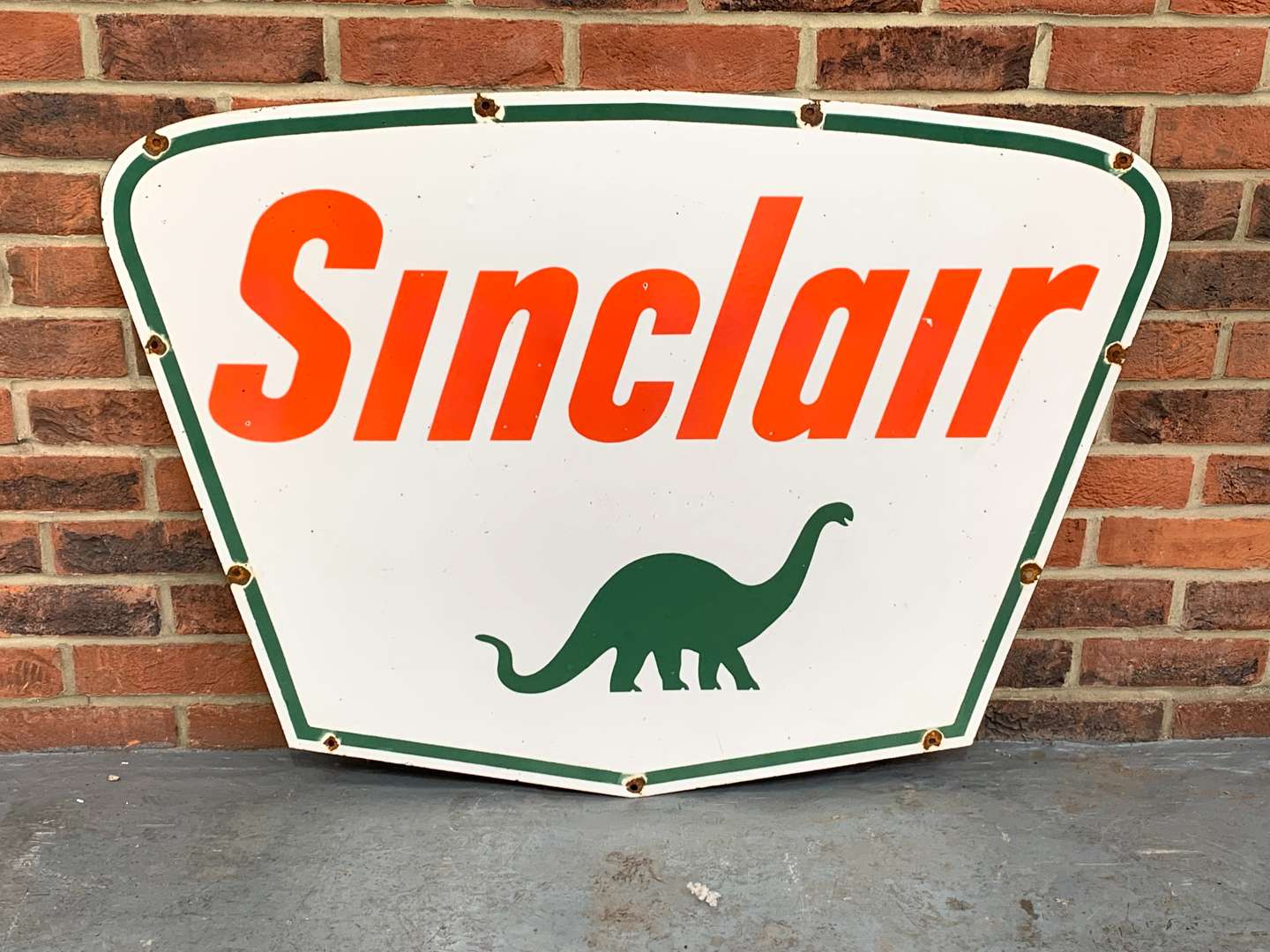 <p>Enamel Double sided Sinclair Oils Sign</p>