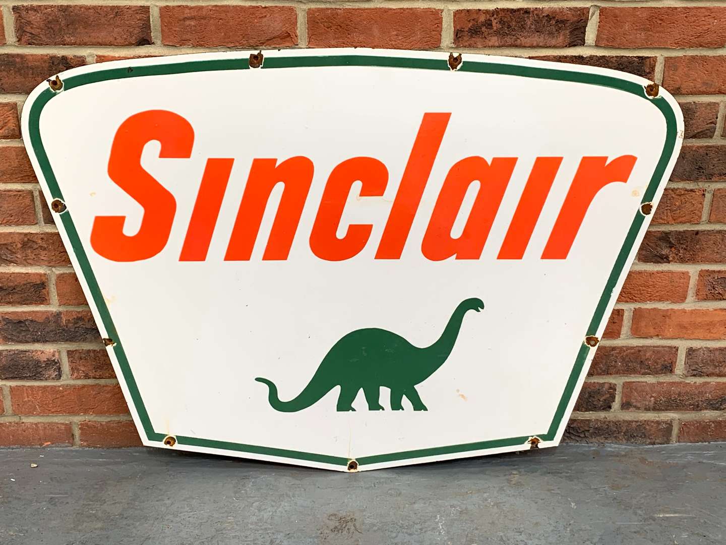 <p>Enamel Double sided Sinclair Oils Sign</p>