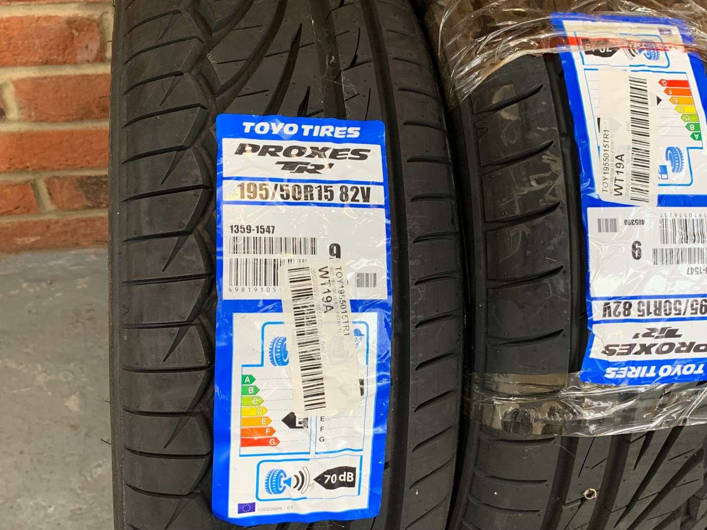 <p>Set of Four Toyo 195/50/R15 Tyre's</p>