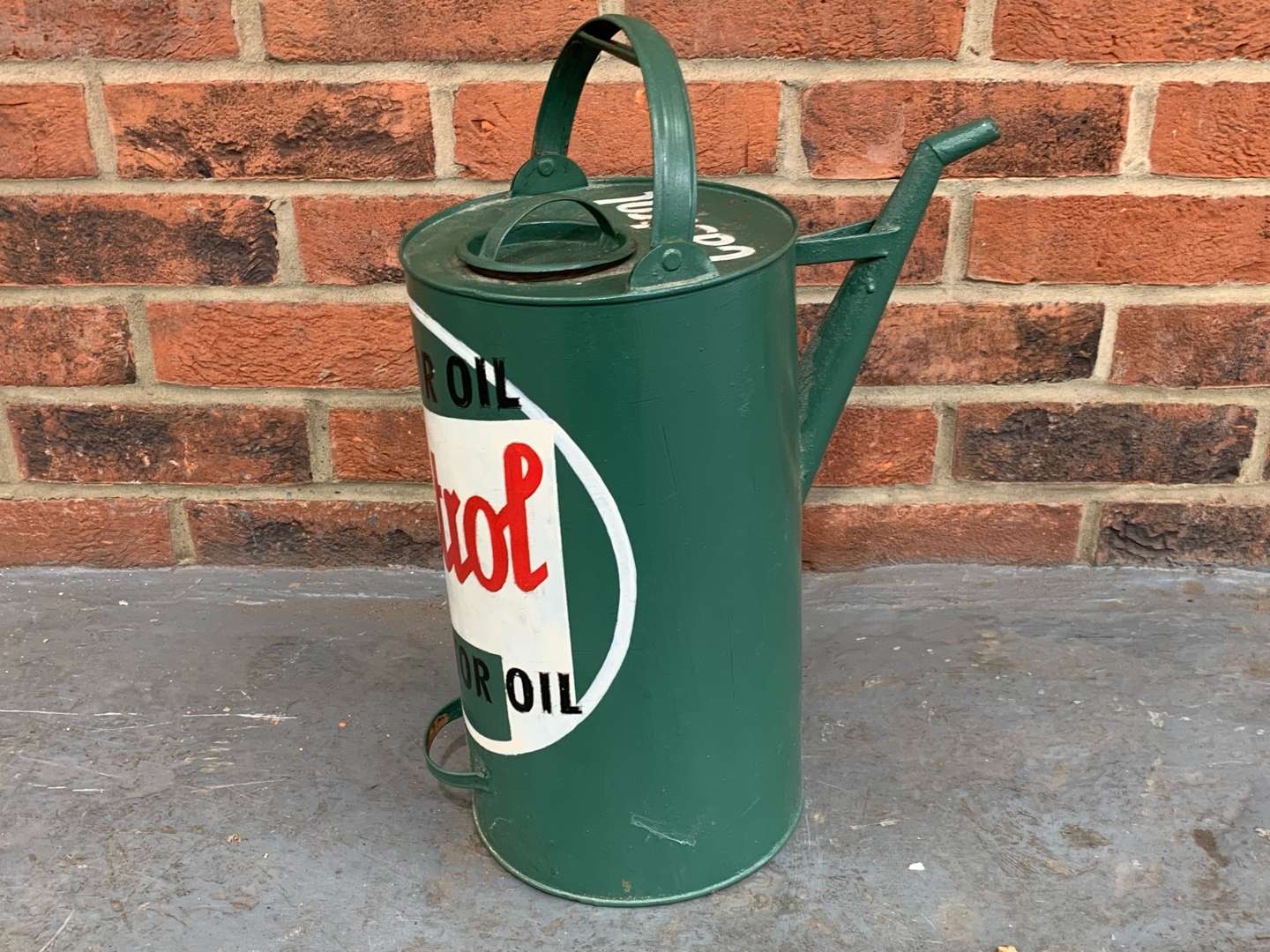 <p>Metal Painted Castrol Liveried Oil Can</p>