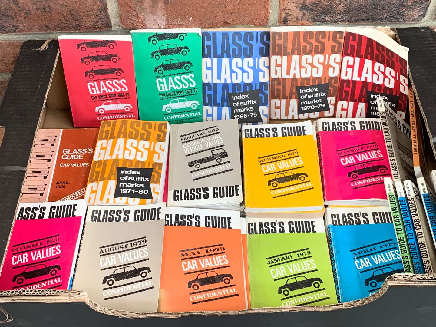 <p>Quantity of Glasses Guides From 1974-89</p>