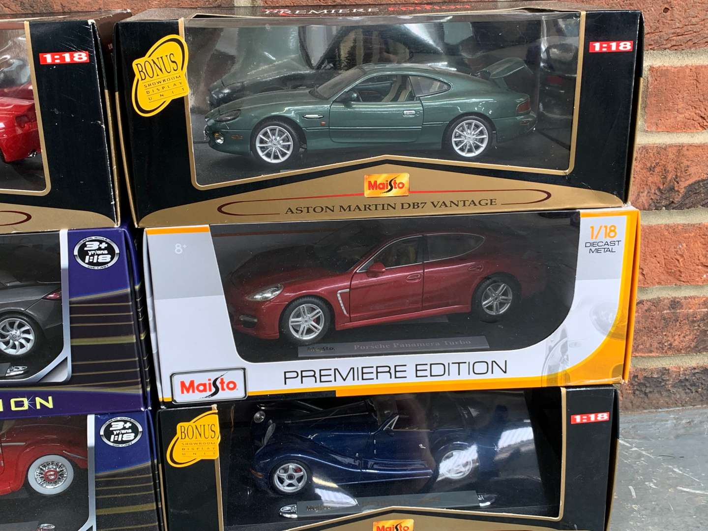 <p>Six Boxed Maisto 1;18 Scale Die Cast Cars</p>