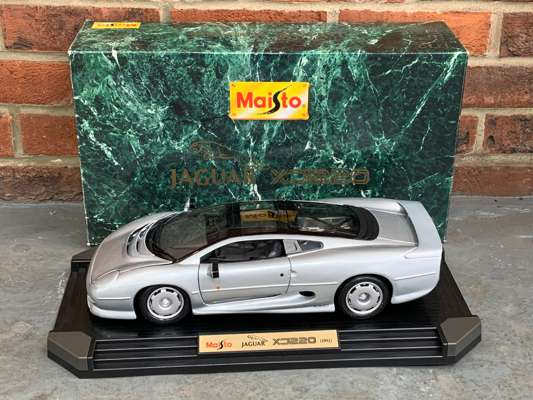 Maisto Jaguar XJ220 1;12 Scale Boxed Die Cast Car | Saturday