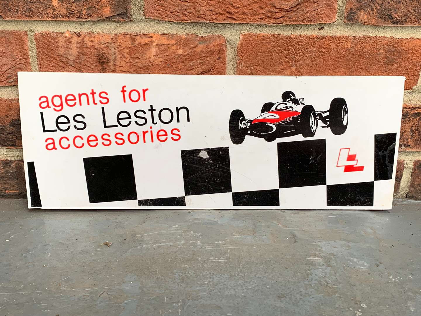 <p>Original Plastic Les Leston Showroom Sign</p>