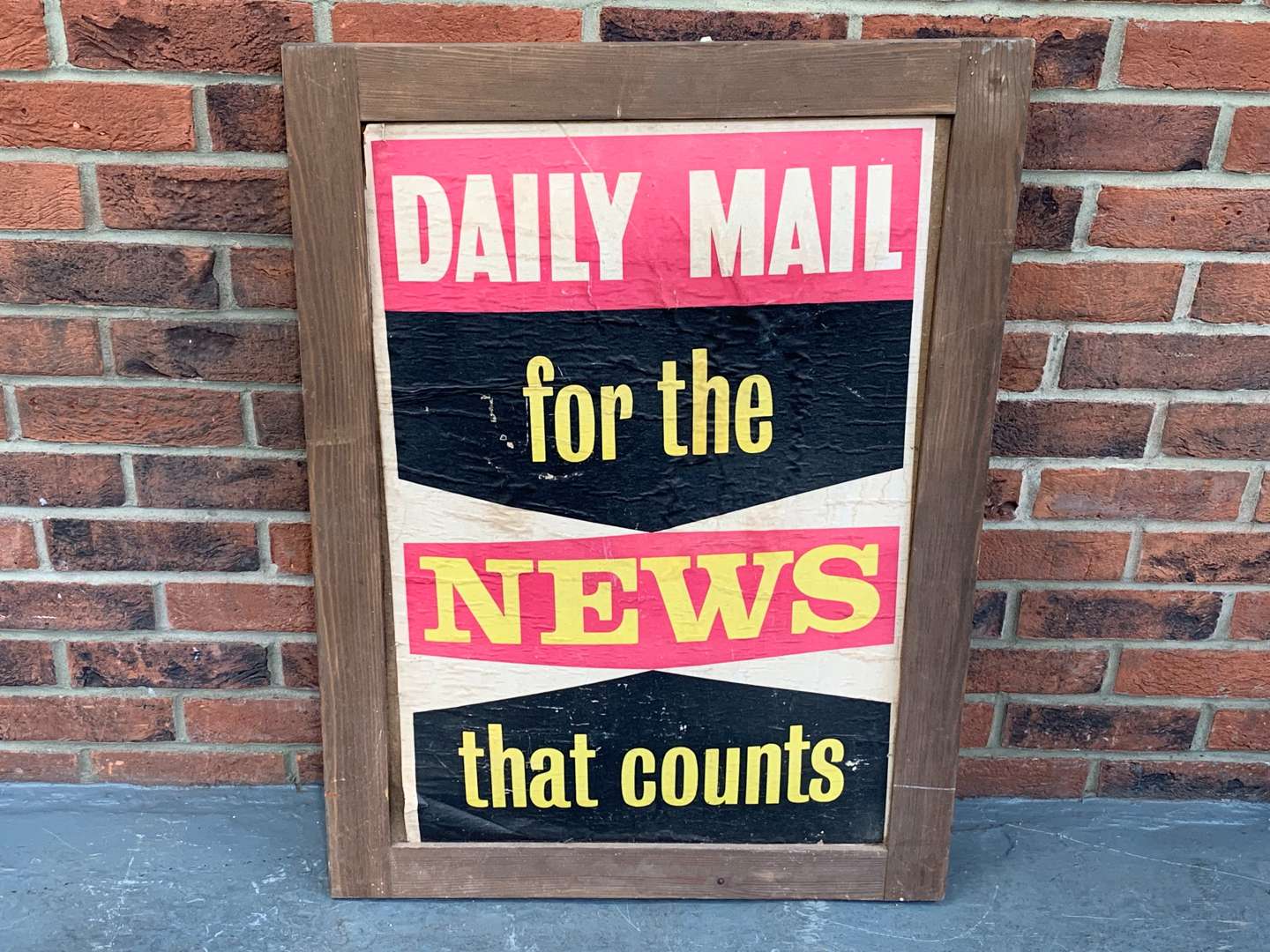 <p>Framed Daily Mail News Poster</p>