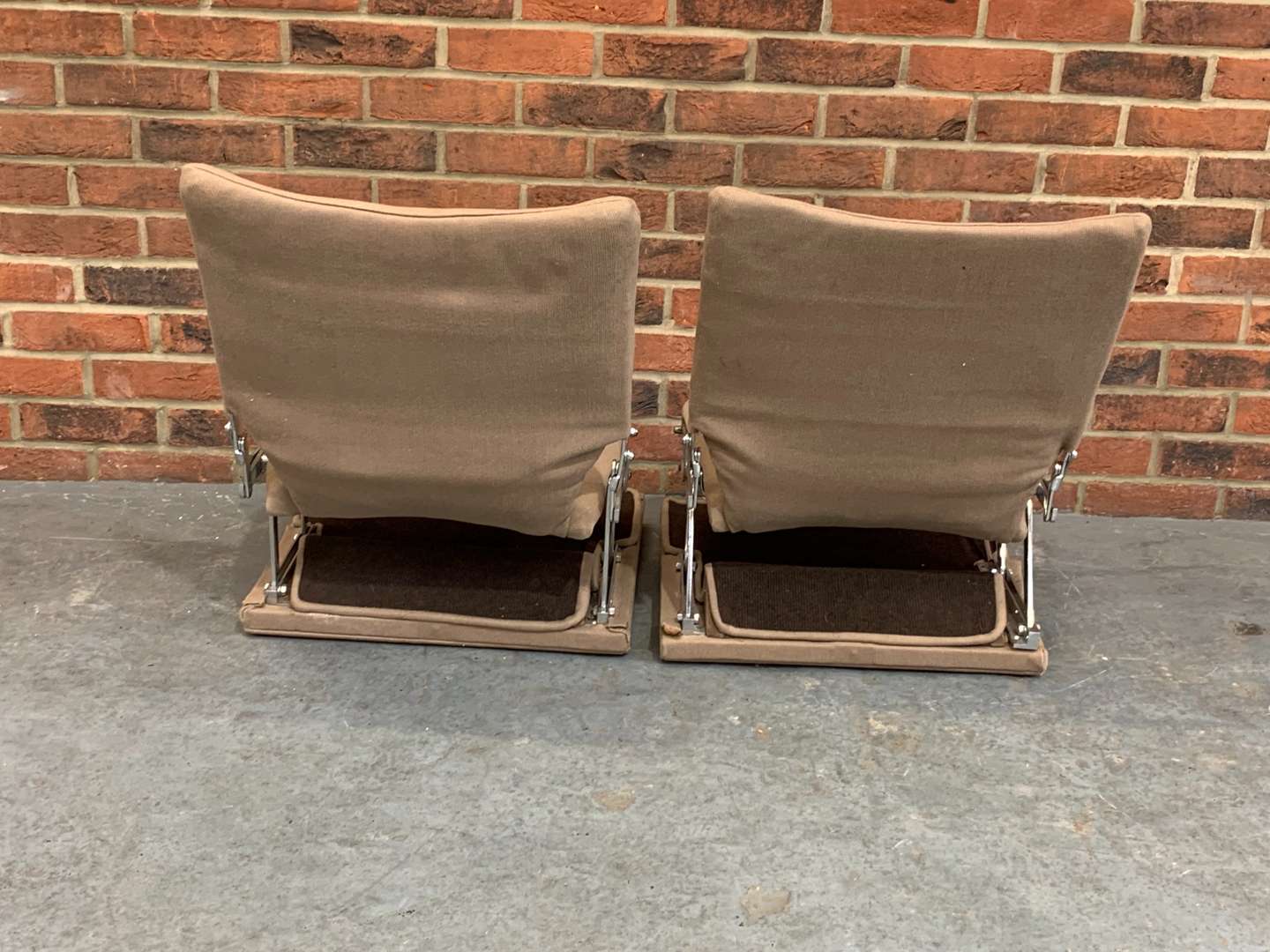 <p>Pair of Vintage Canvas Folding Car Seats</p>