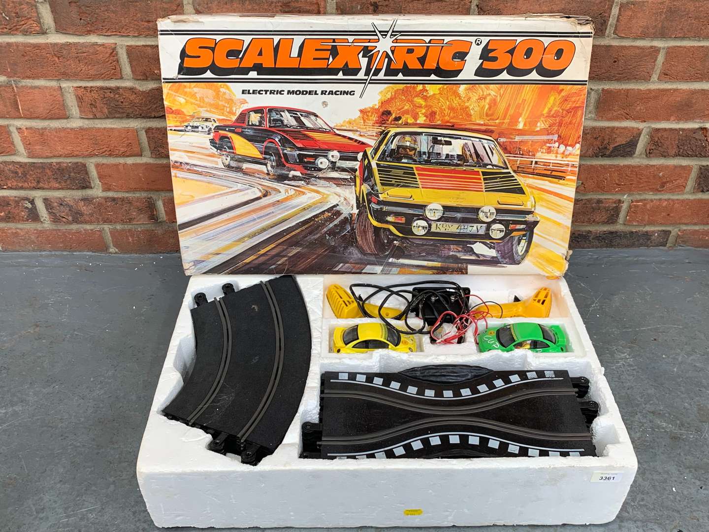 <p>Boxed Scalextric 300 and Grand Prix 8 (2)</p>