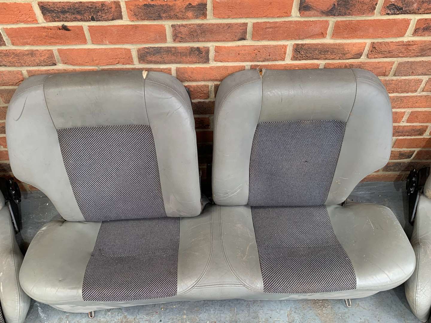 <p>Set of 2.8i Recaro Front and Rear Seats</p>