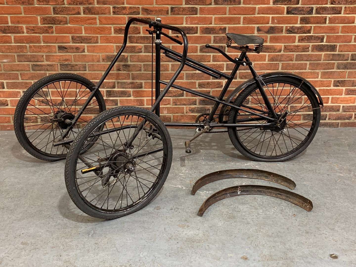 <p>Vintage Pashley Trade Bike (For Restoration)</p>