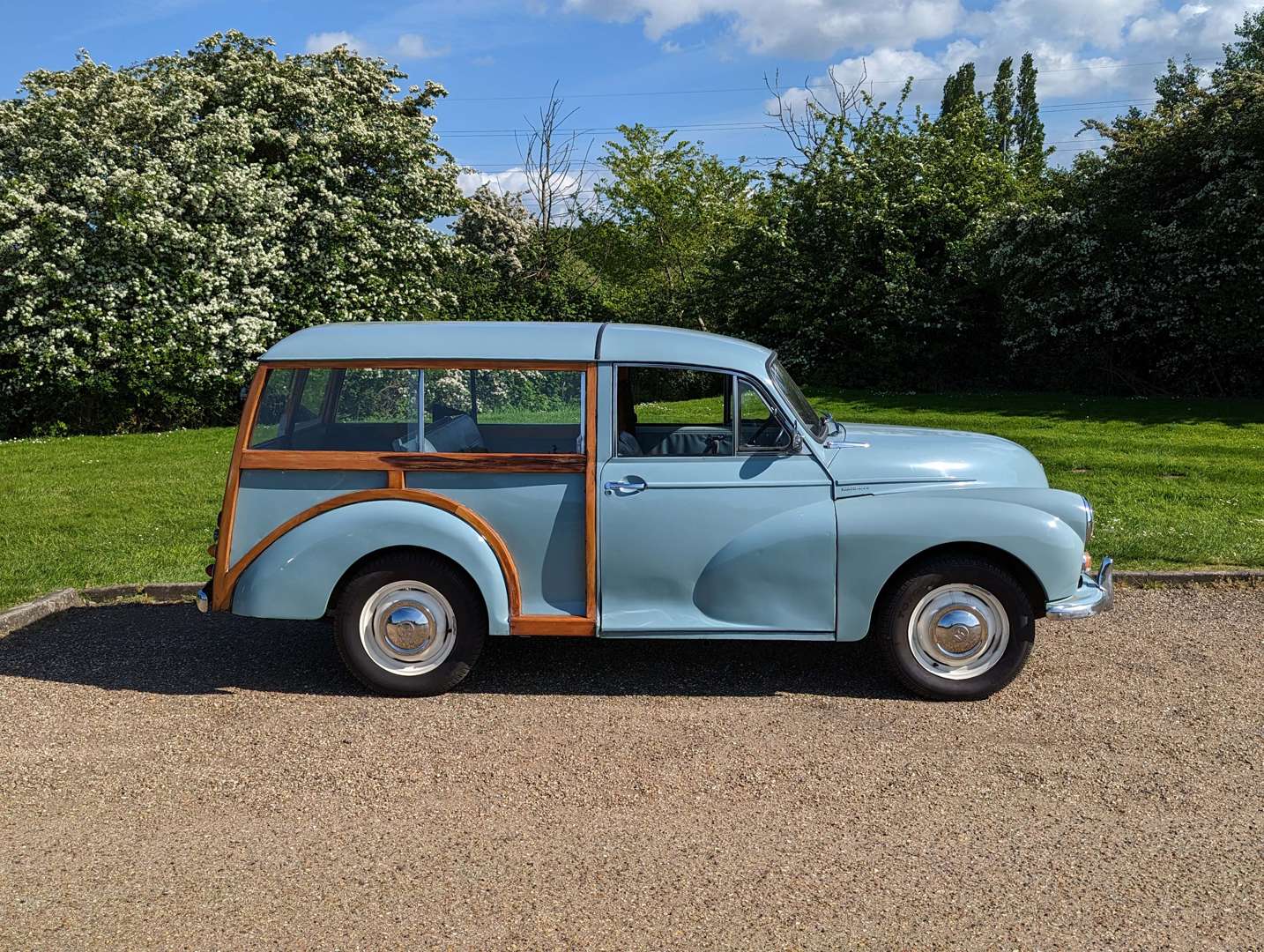 <p>1970 MORRIS MINOR TRAVELLER</p>