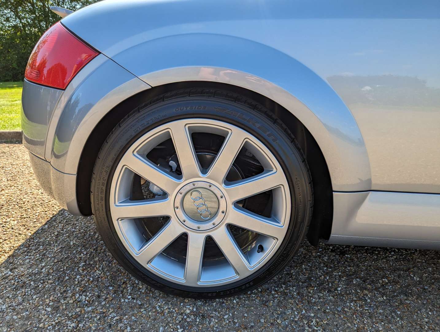 <p>2003 AUDI TT QUATTRO (225 BHP) 24,022 MILES</p>