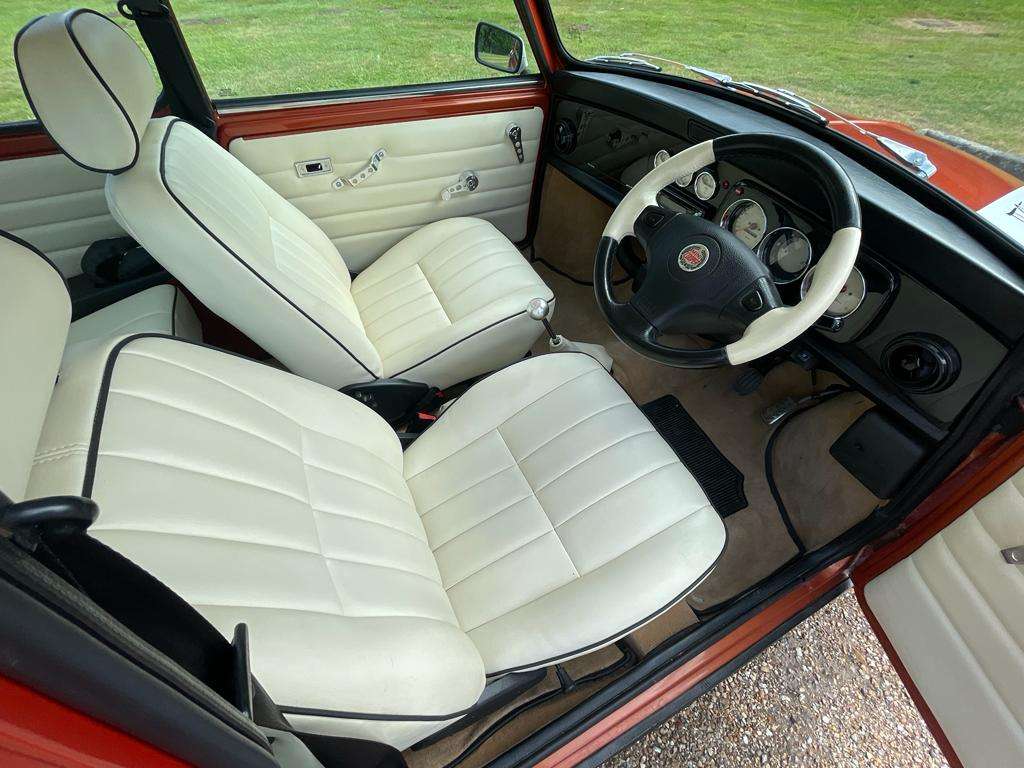 <p>1998 ROVER MINI COOPER</p>