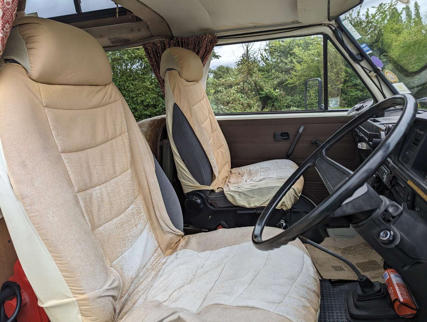 <p>1983 VW T25 CAMPER</p>