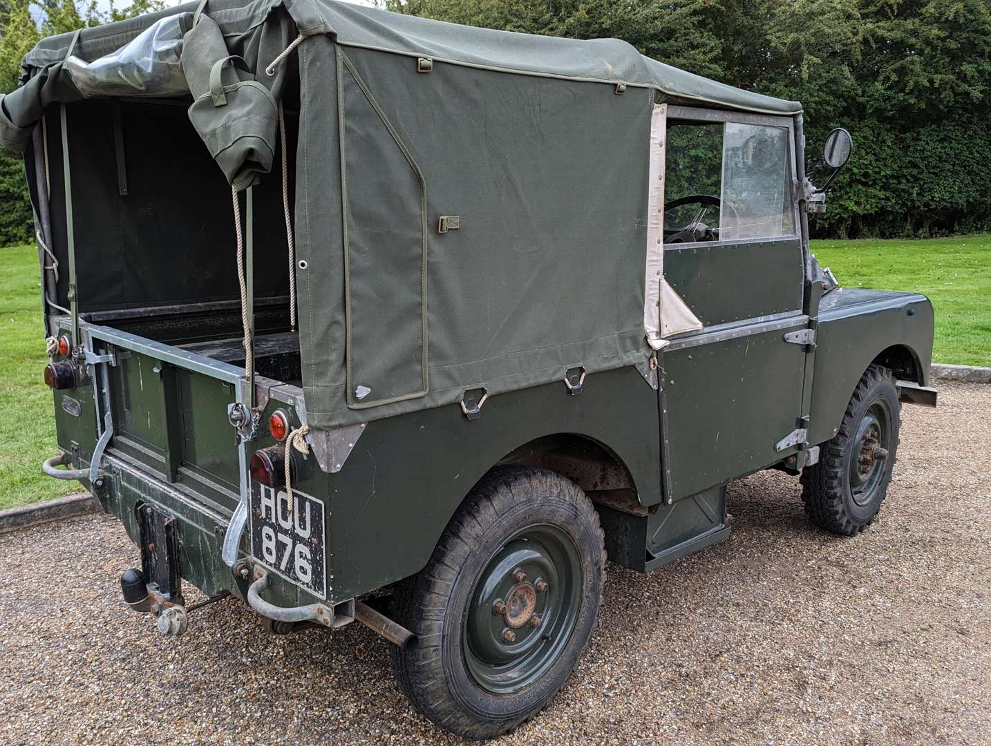 <p>1950 LAND ROVER 80" SWB SERIES I PREVIOUSLY OWNED BY CHRIS REA</p>