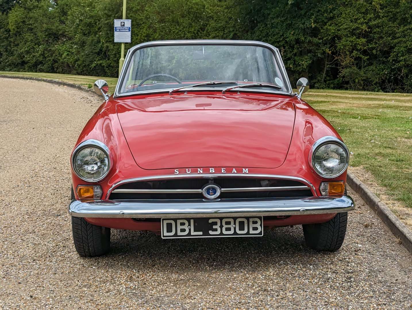 <p>1964 SUNBEAM ALPINE SERIES IV AUTO</p>