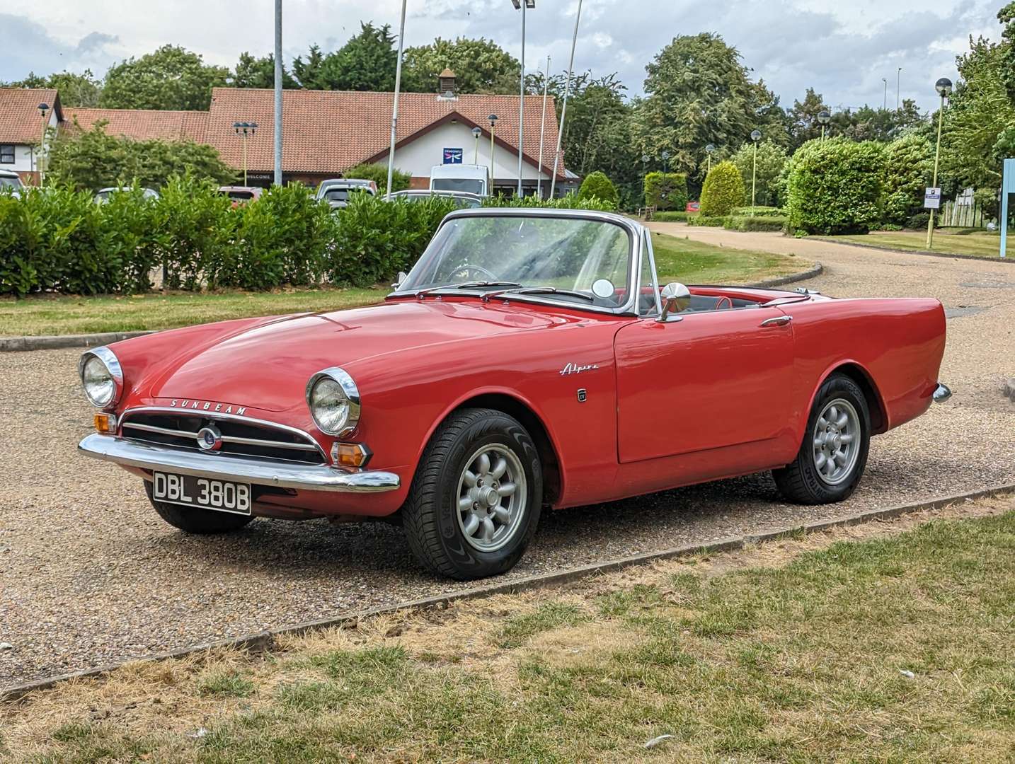 <p>1964 SUNBEAM ALPINE SERIES IV AUTO</p>