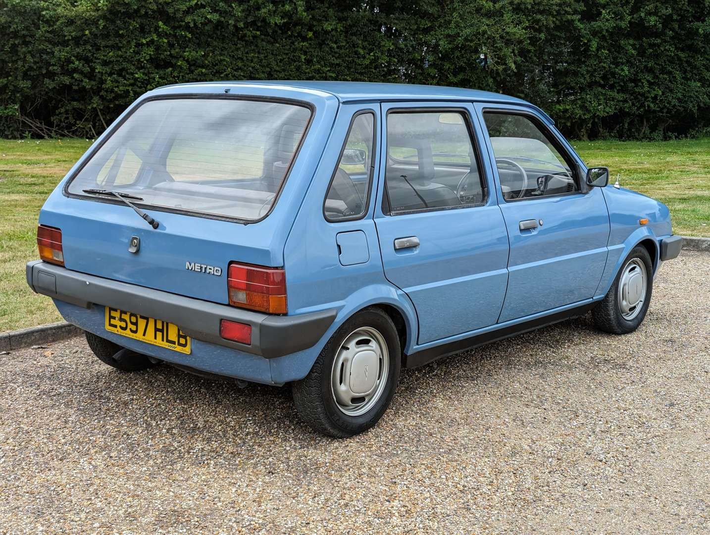 <p>1988 AUSTIN METRO CITY ONE OWNER</p>