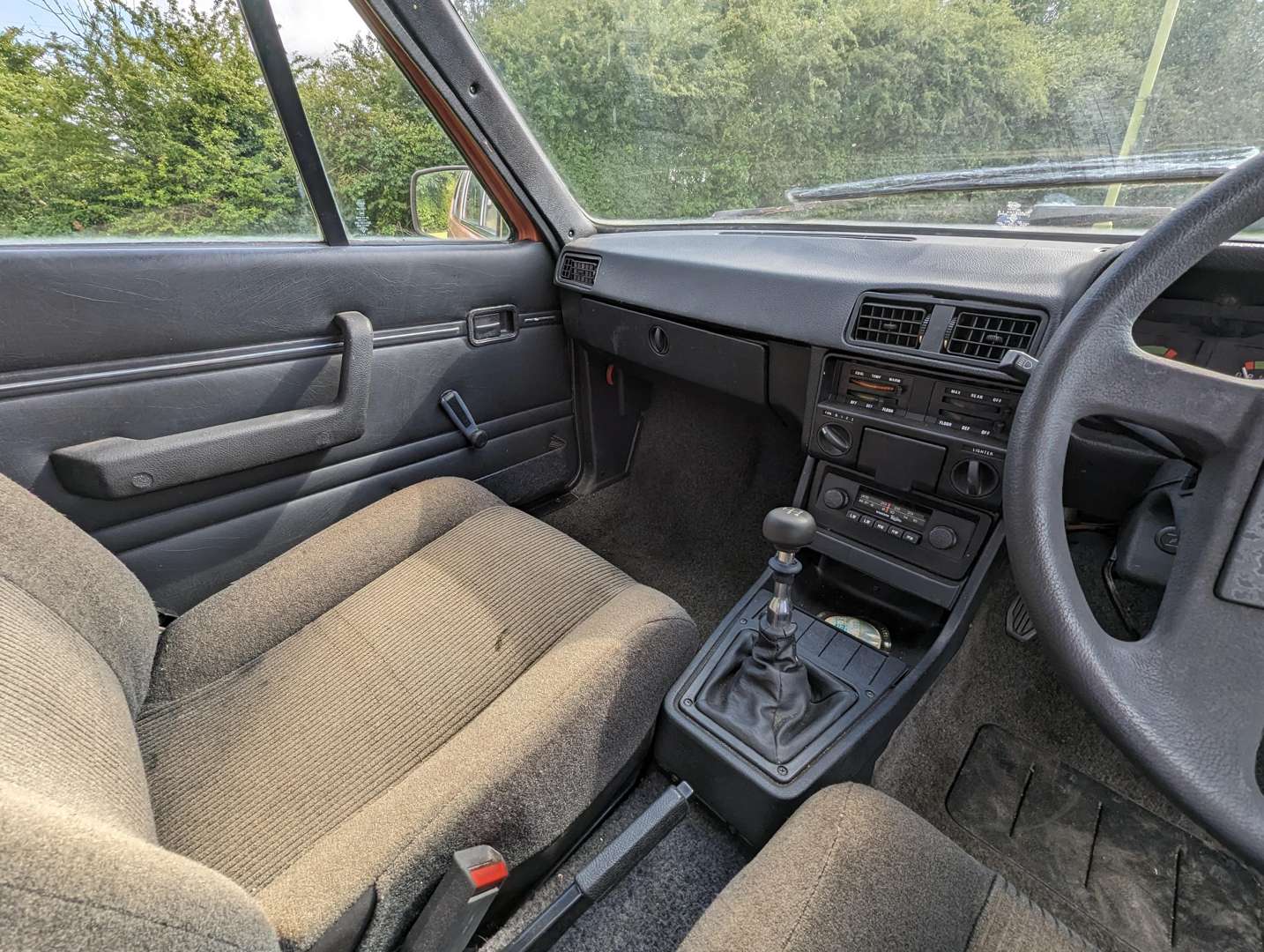 <p>1980 VOLVO 345 DL</p>