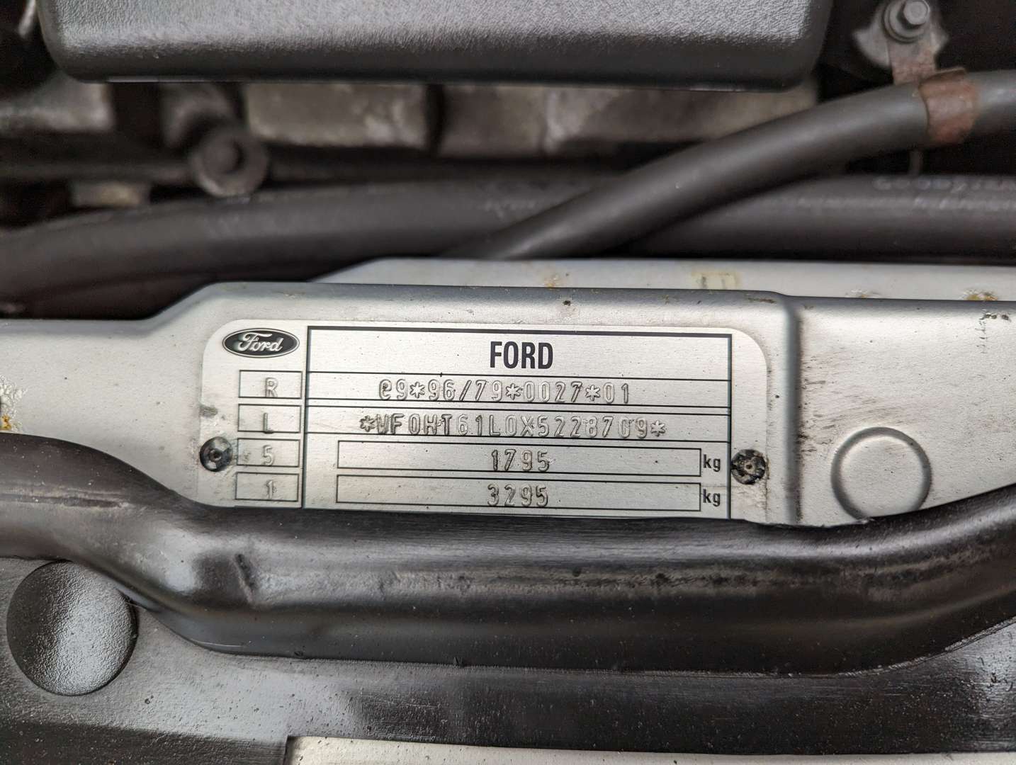 <p>2000 FORD COUGAR 2.5 V6</p>