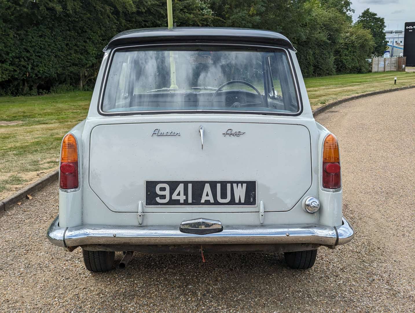 <p>1960 AUSTIN A40 FARINA MKI</p>