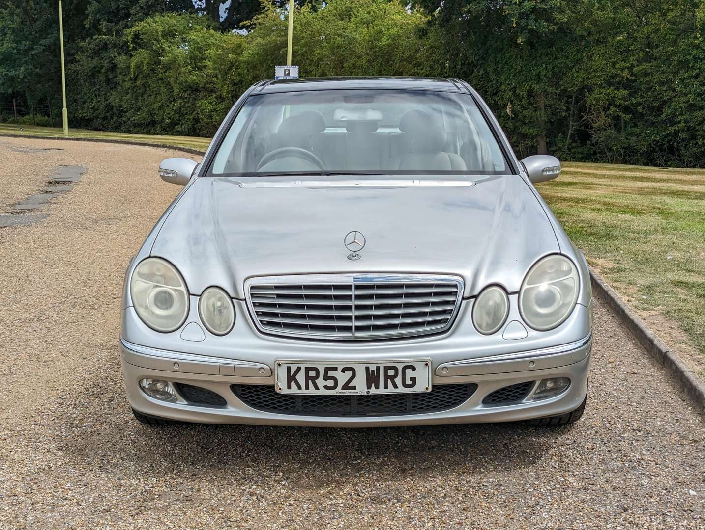 <p>2002 MERCEDES E500 AUTO</p>