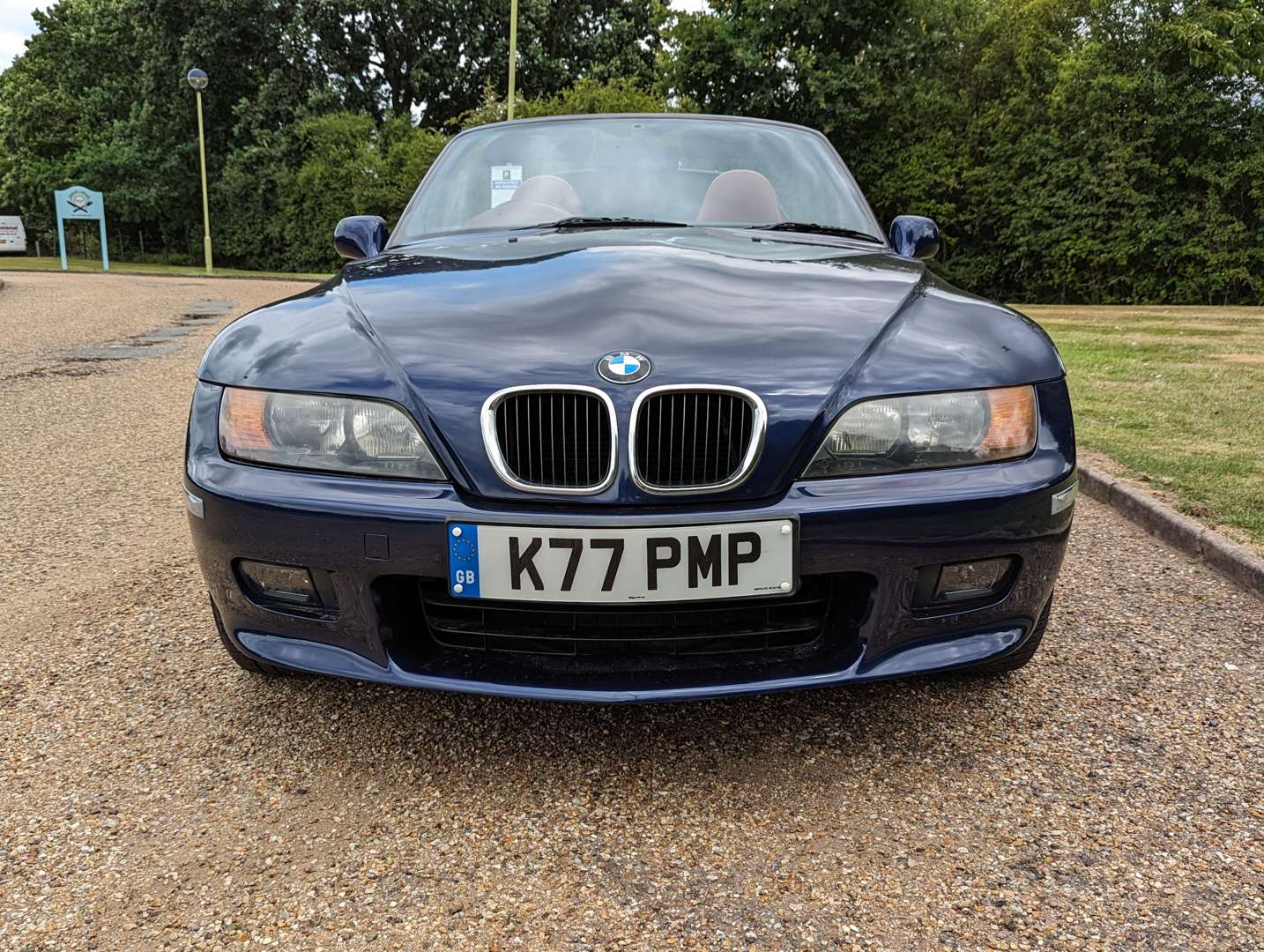 <p>1998 BMW Z3 2.8 ROADSTER&nbsp;</p>