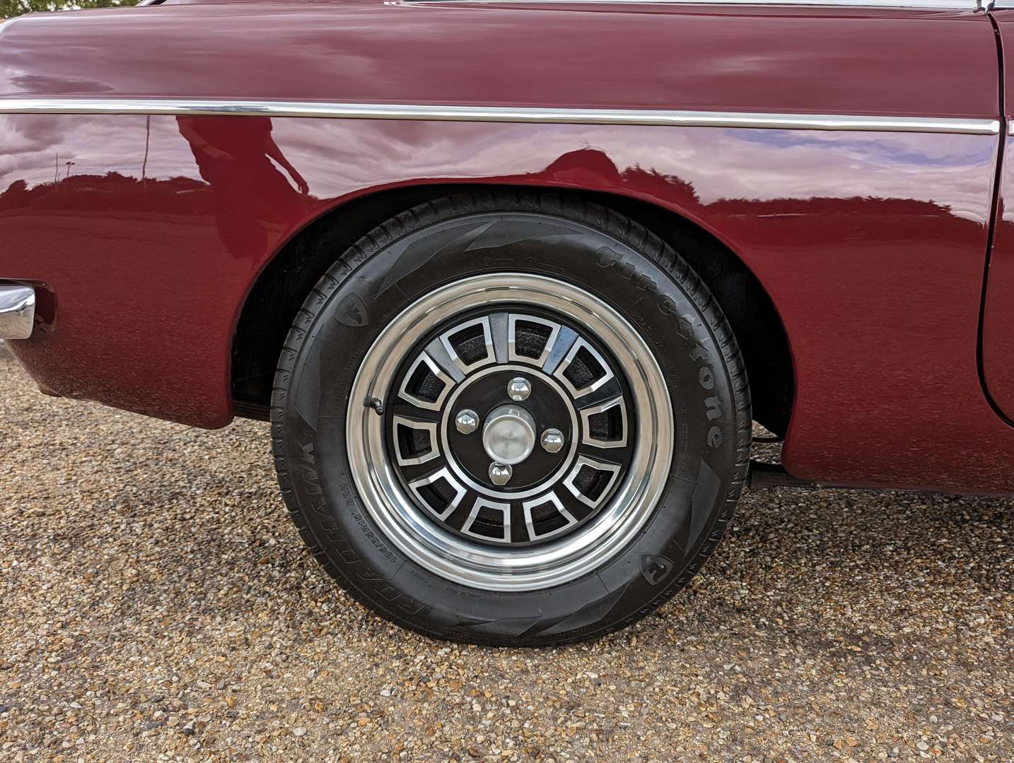 <p>1973 MG B GT V8</p>