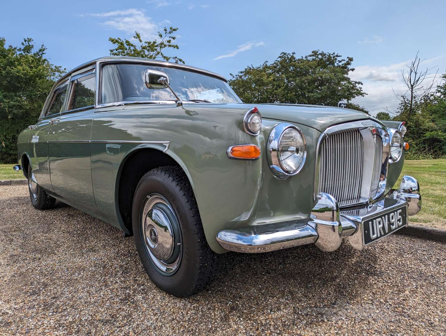 <p>1960 ROVER P5 3.0 SALOON&nbsp;</p>