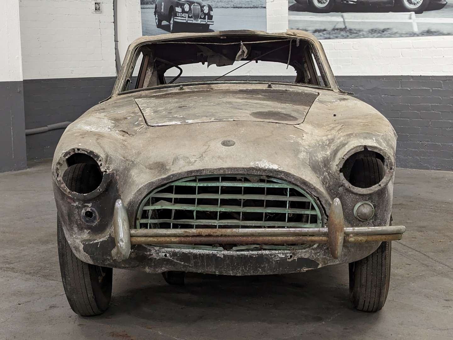 <p>1955 AC ACECA from the David Brown collection</p>