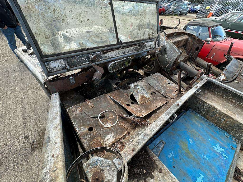 <p>1951 LAND ROVER SERIES I 80" from the David Brown collection</p>