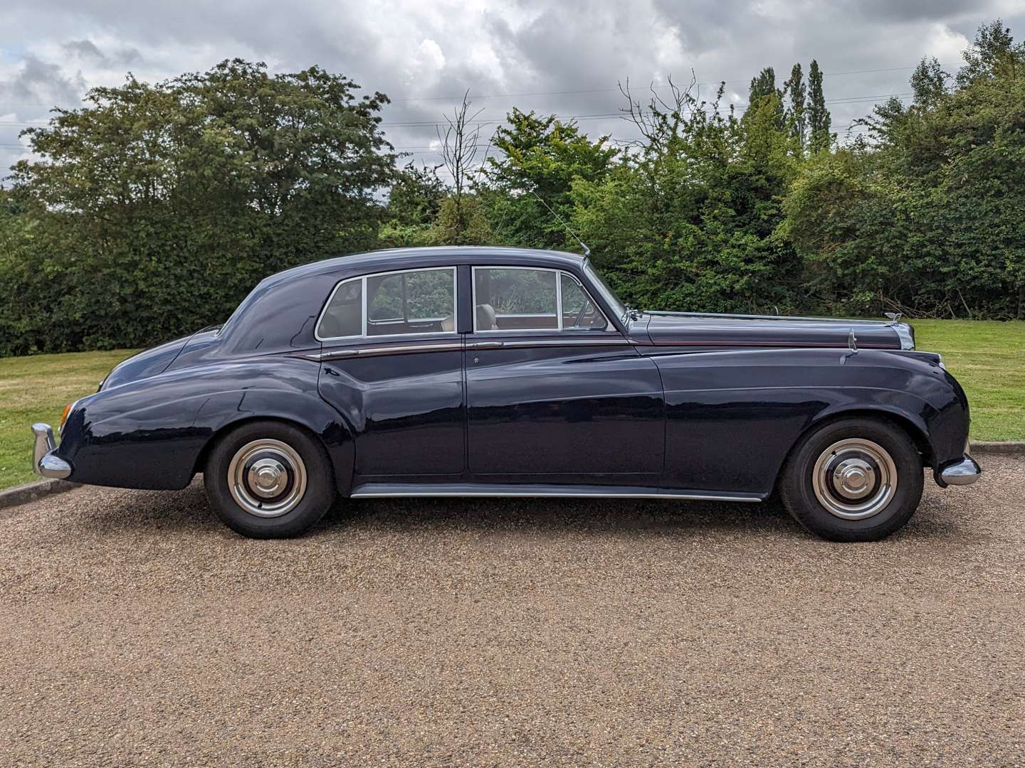 <p>1958 BENTLEY S1</p>