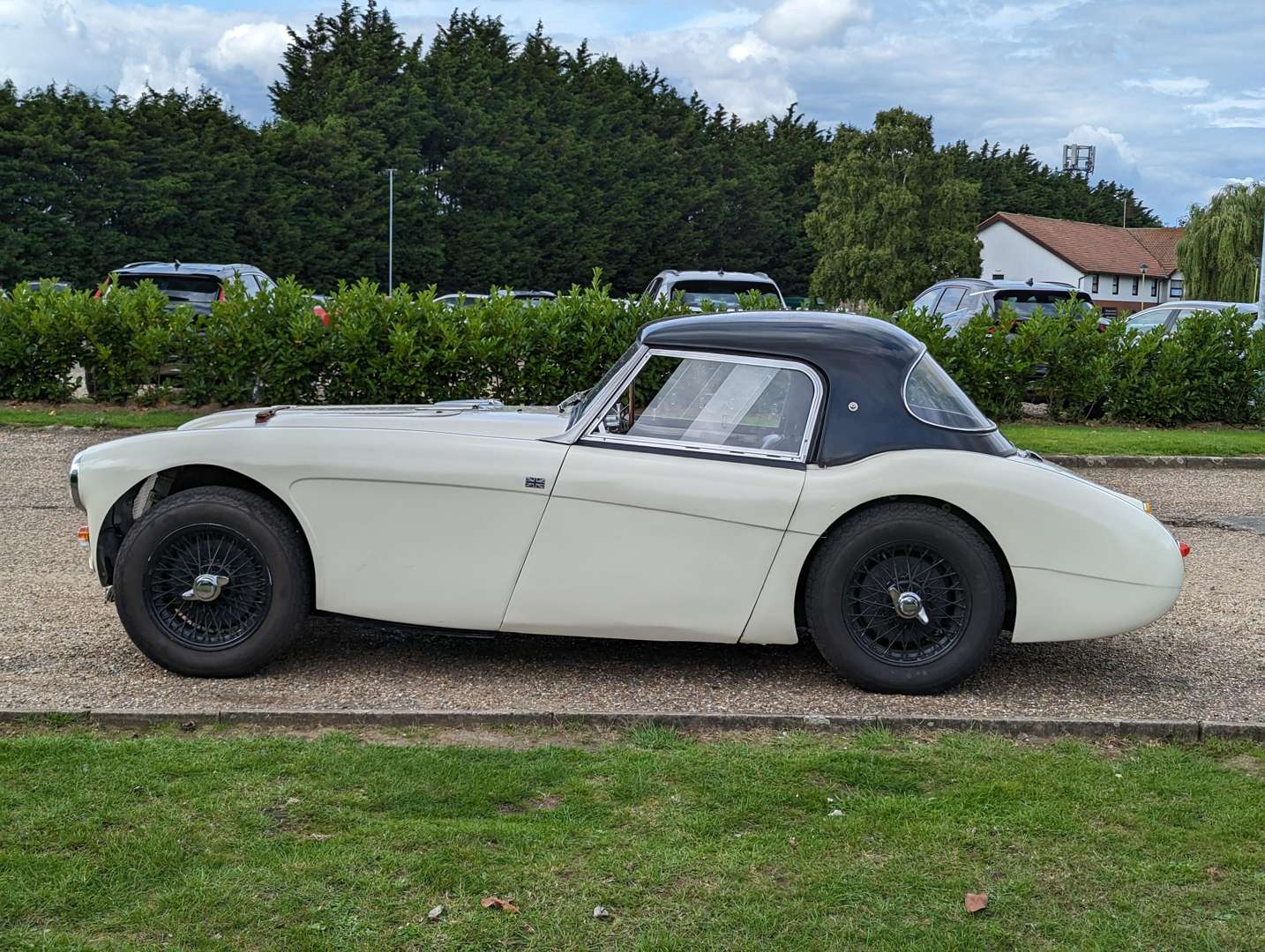 <p>1957 AUSTIN HEALEY 100/6 BN4</p>