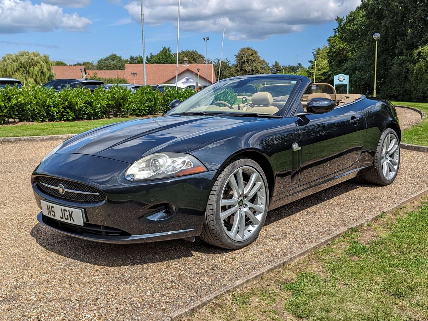 <p>2006 JAGUAR XK8 4.2 AUTO CONVERTIBLE&nbsp;</p>