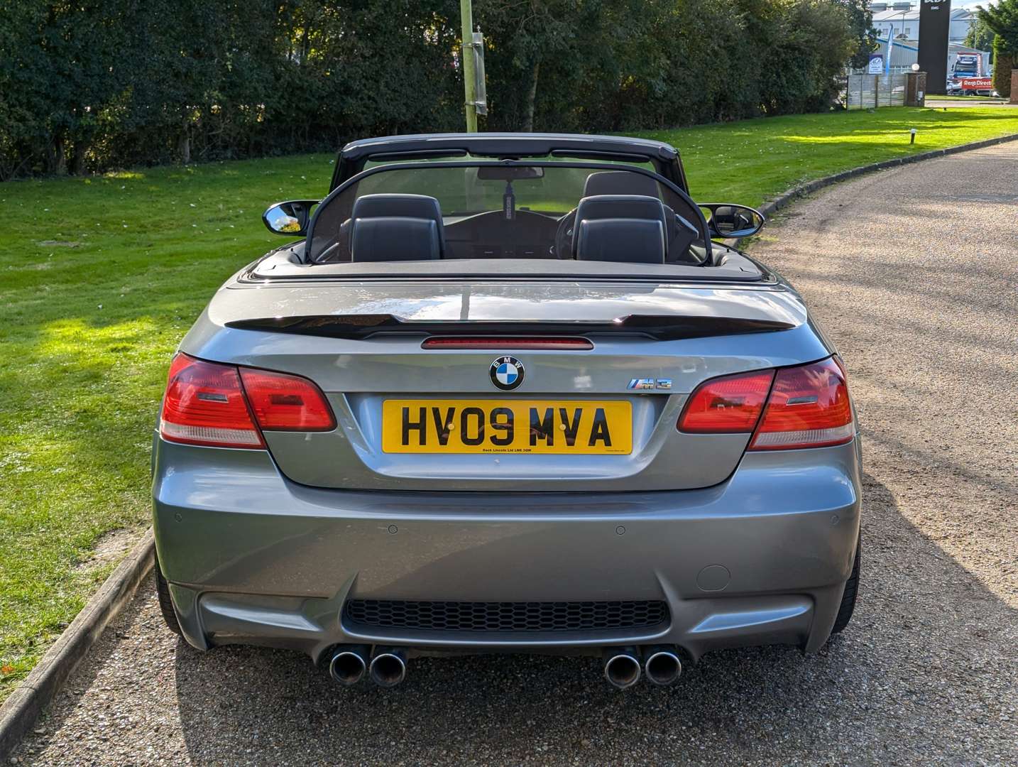 <p>2009 BMW M3 SEMI AUTO CONVERTIBLE</p>