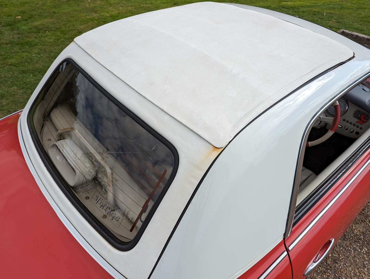 <p>1991 NISSAN FIGARO AUTO&nbsp;</p>