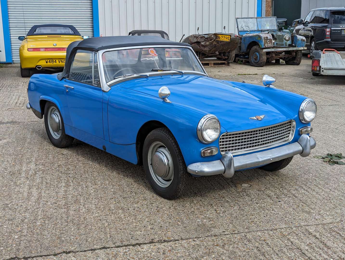 <p>1966 AUSTIN HEALEY SPRITE</p>