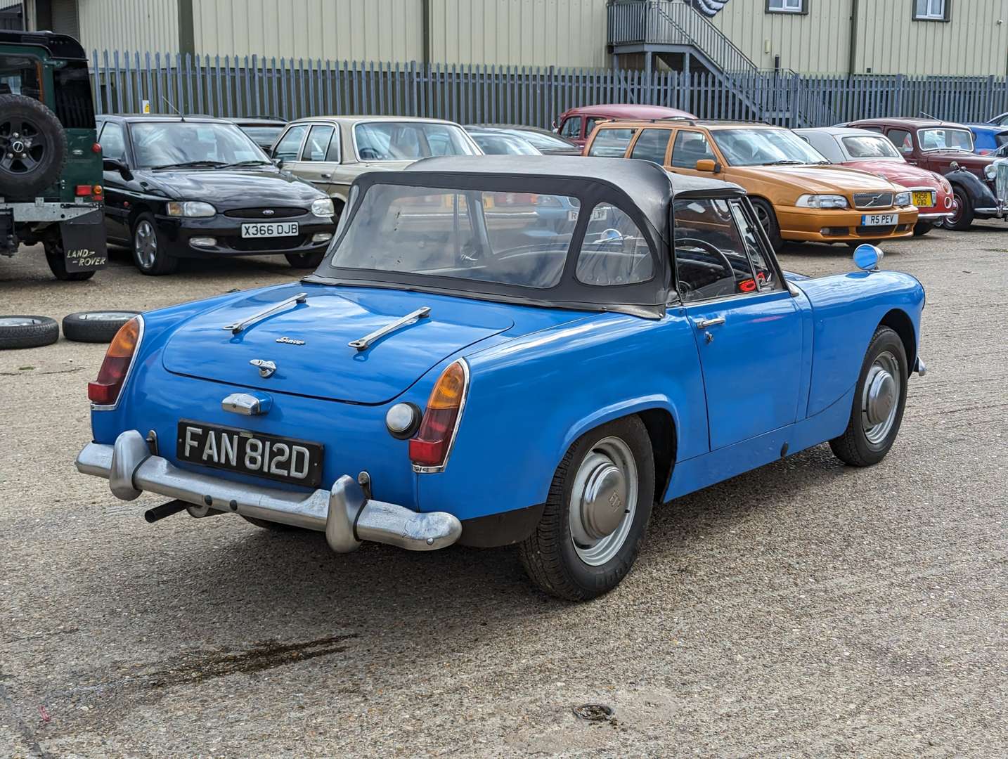 <p>1966 AUSTIN HEALEY SPRITE</p>