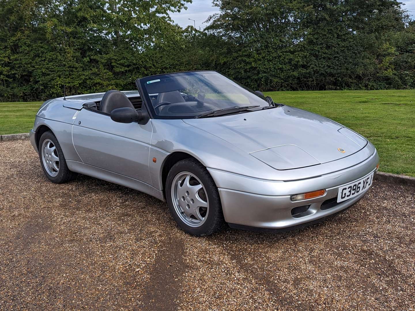 <p>1990 LOTUS ELAN M100</p>