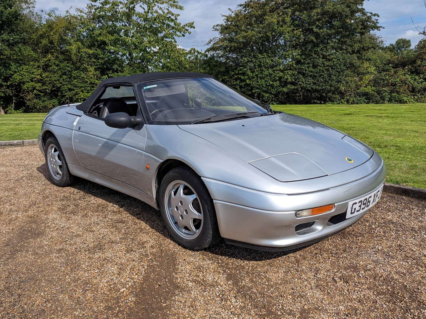 <p>1990 LOTUS ELAN M100</p>