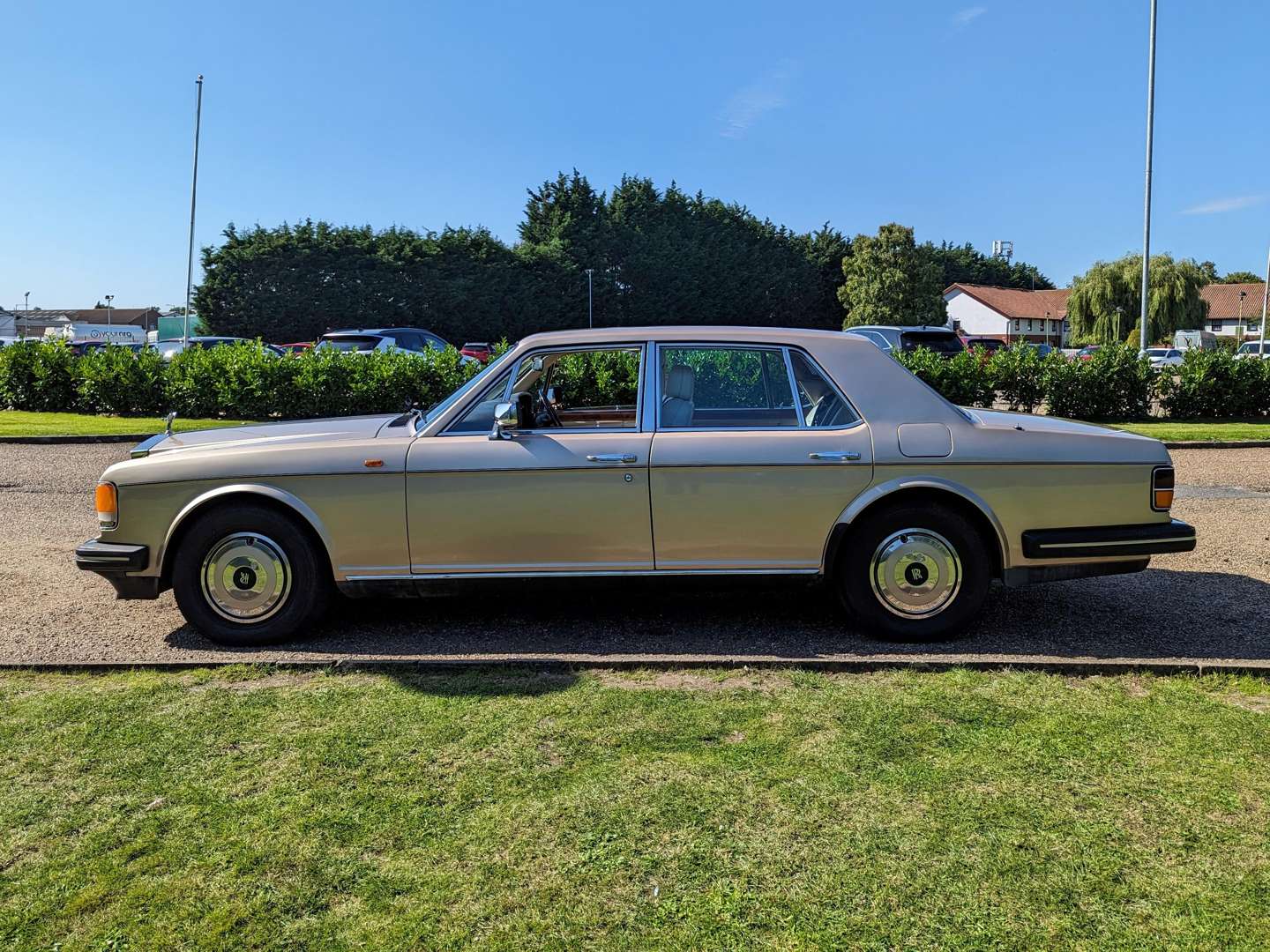 <p>1988 ROLLS ROYCE SILVER SPIRIT&nbsp;</p>