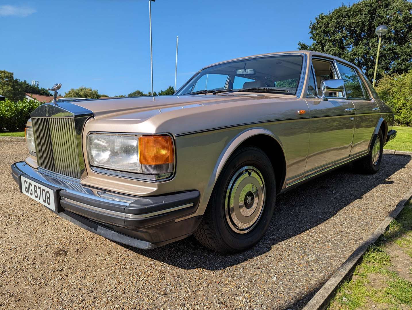 <p>1988 ROLLS ROYCE SILVER SPIRIT&nbsp;</p>