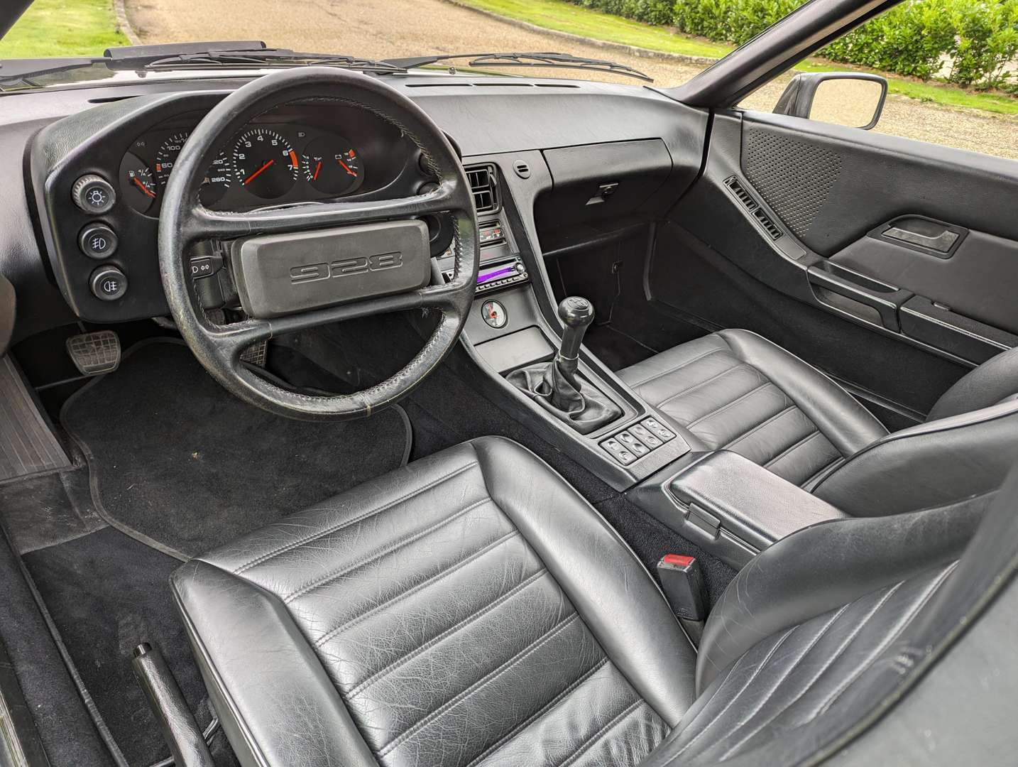 <p>1980 PORSCHE 928 LHD</p>