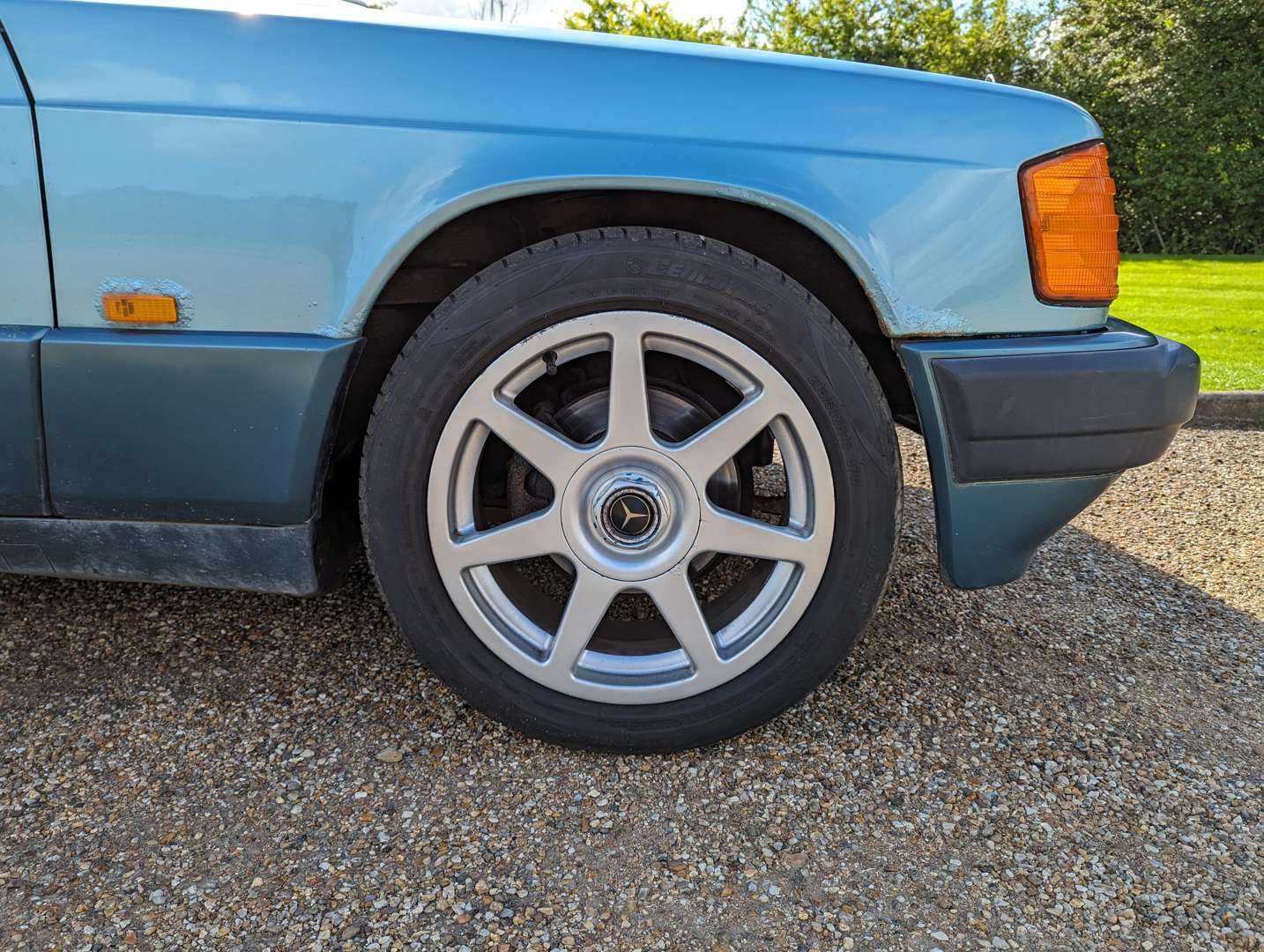 <p>1992 MERCEDES 190E 1.8</p>