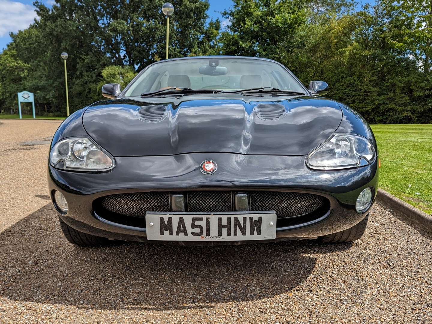 <p>2001 JAGUAR XKR 4.0 AUTO</p>