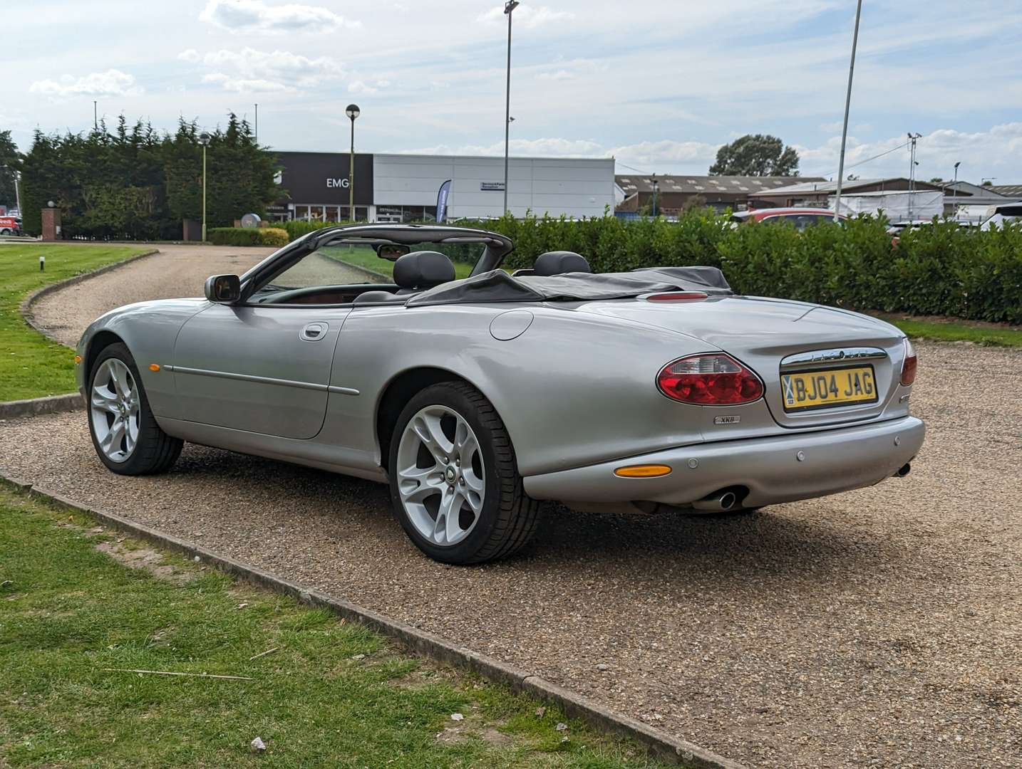 <p>2004 JAGUAR XK8 4.2 CONVERTIBLE AUTO</p>