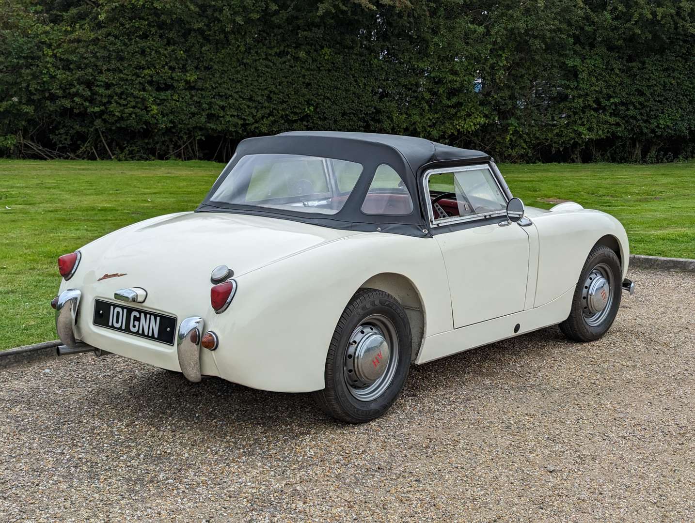 <p>1960 AUSTIN HEALEY ‘FROGEYE’ SPRITE&nbsp;</p>