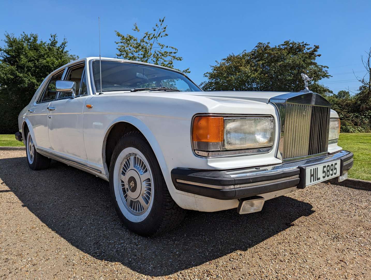 <p>1981 ROLLS ROYCE SILVER SPIRIT</p>